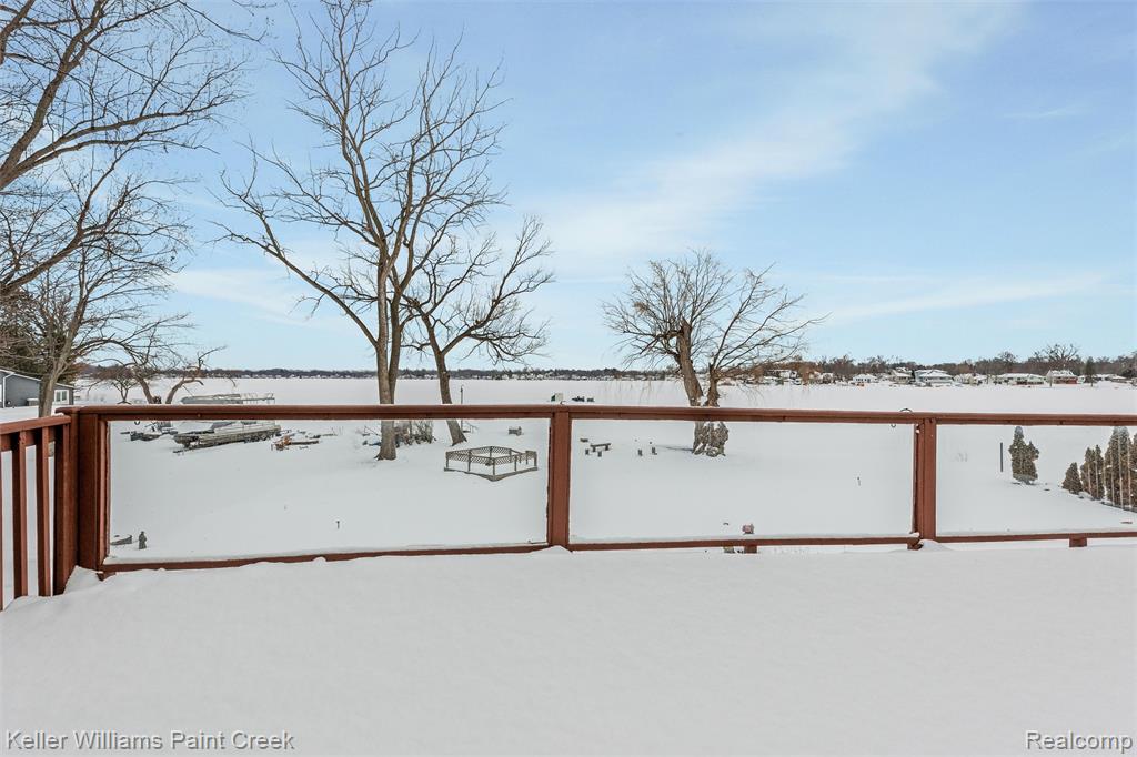 10045 Highland Road, White Lake, MI — Photo 14