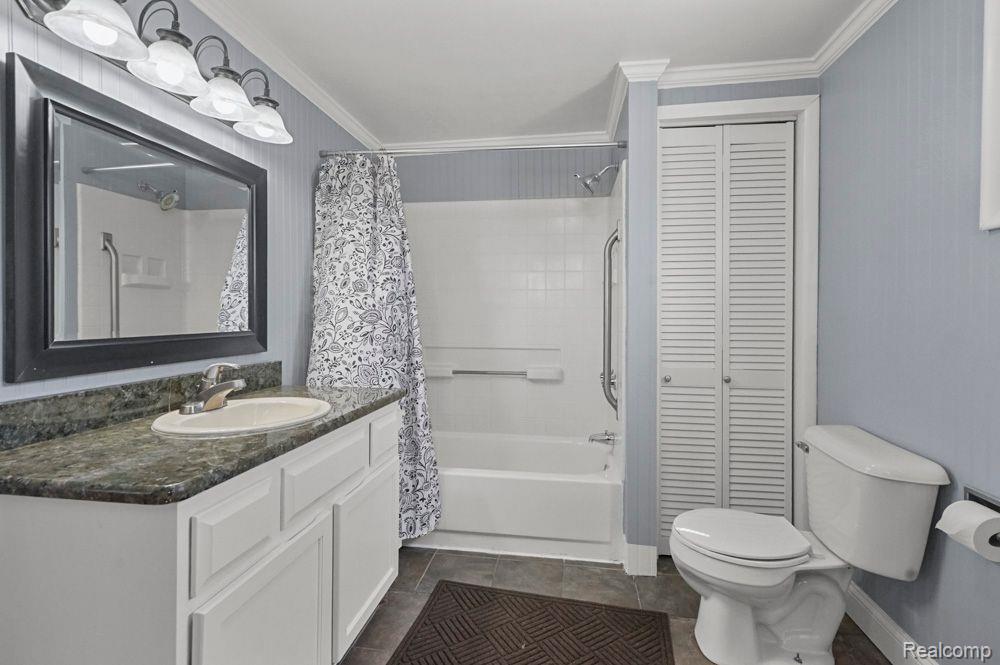 32 EAST ST, Oxford, MI 48371 — Photo 10