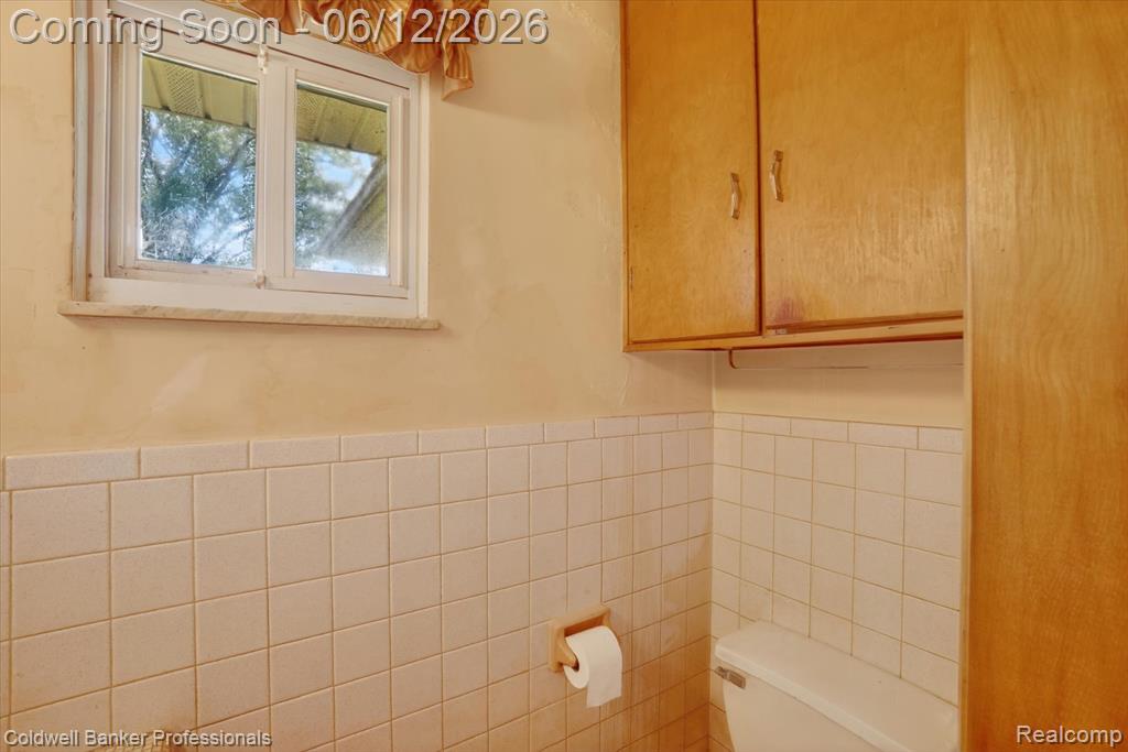 8245 Fenton Road, Grand Blanc, MI 48439 — Photo 30