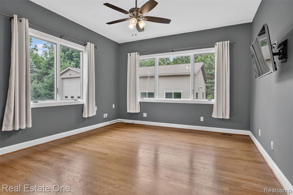 1161 Oakwood Road, Ortonville, MI 48462 — Photo 27