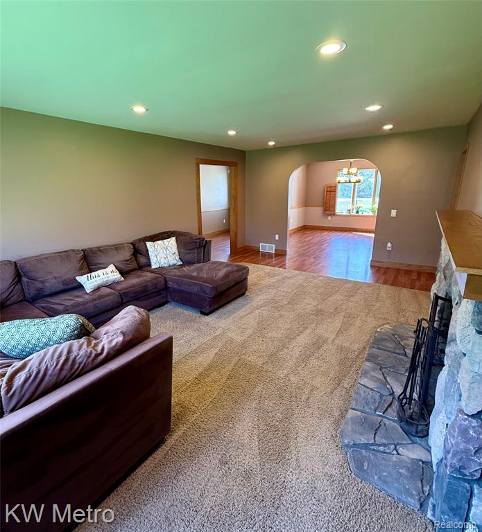 2949 E Hillside Drive, Midland, MI 48640 — Photo 8