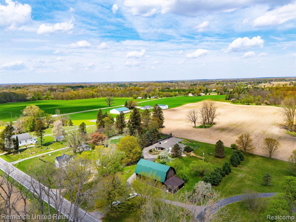 5069 BELL OAK Road, Webberville, MI 48892 — Photo 40