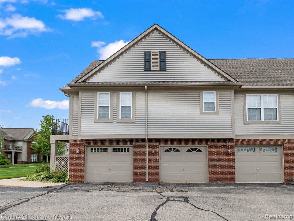 3144 PRIMROSE Lane, Ypsilanti, MI 48197 — Photo 32