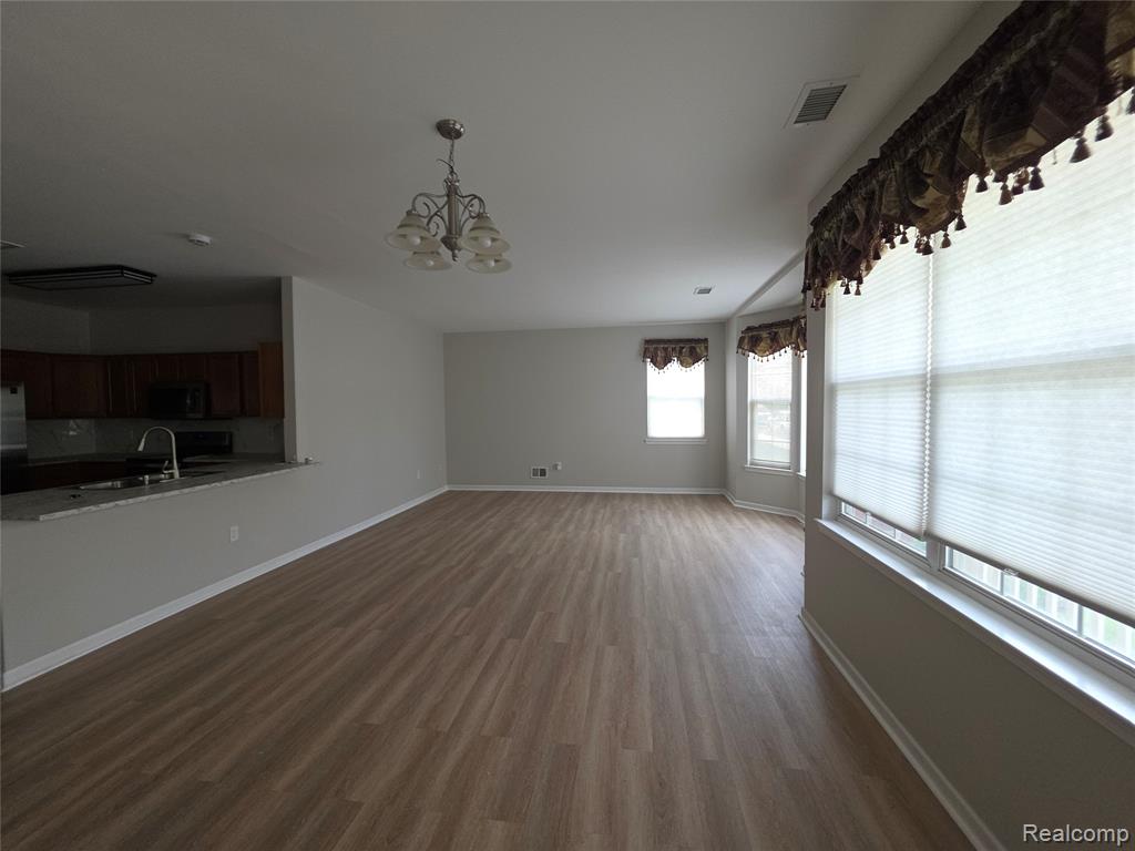 4065 Radcliff Drive, Canton, MI 48188 — Photo 4