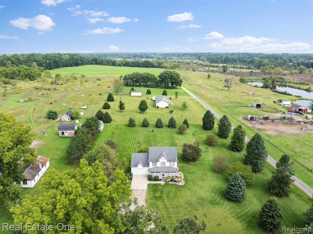 7796 LANGE Road, Fowlerville, MI 48836 — Photo 3