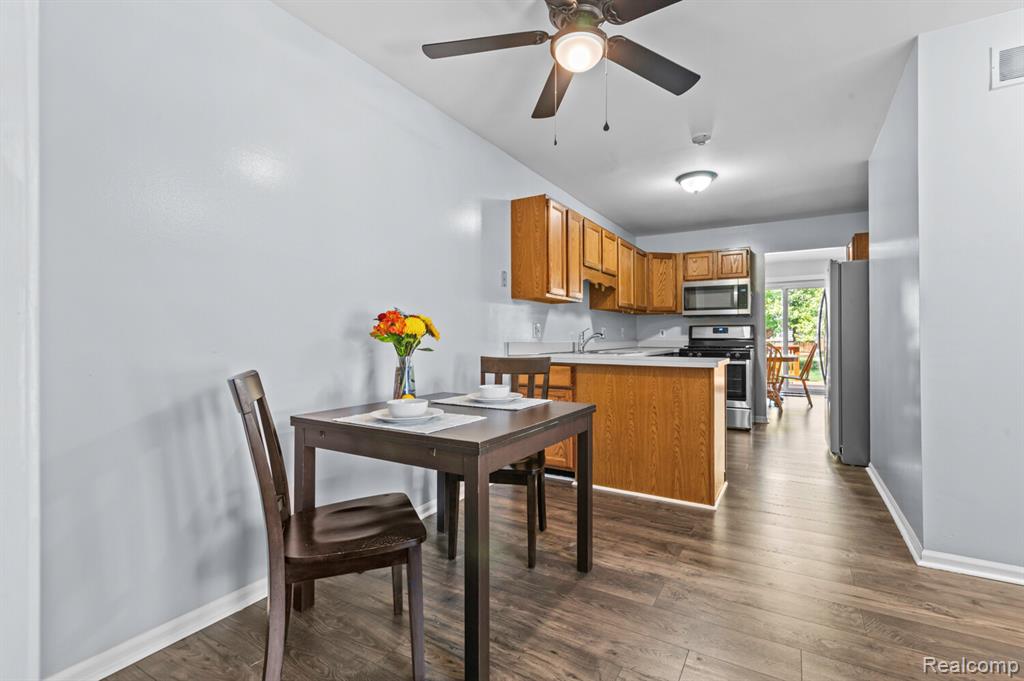 42210 Saratoga Circle, 119, Canton, MI 48187 — Photo 11