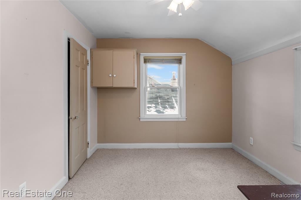 716 Kings Highway, Wyandotte, MI 48192 — Photo 15