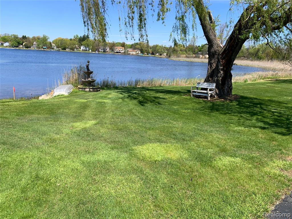 2400 S Baldwin Road, Lake Orion, MI — Photo 8
