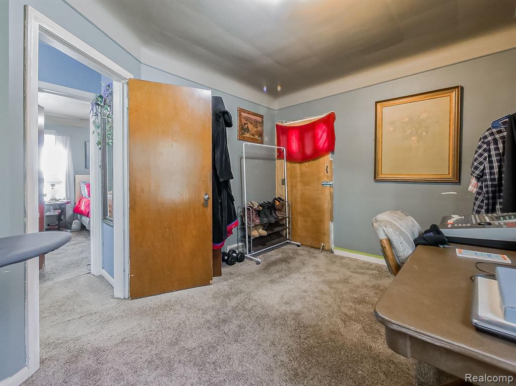 18035 HELEN Street, Detroit, MI 48234 — Photo 13