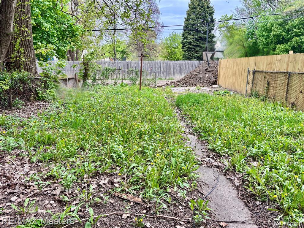 7720 Smart Street, Detroit, MI 48210 — Photo 16