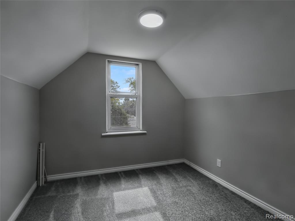 8220 Hudson Avenue, Warren, MI 48089 — Photo 16