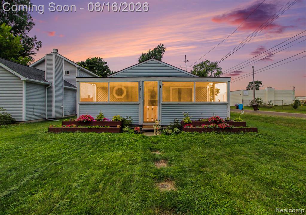 4512 Treadwell Street, Wayne, MI 48184