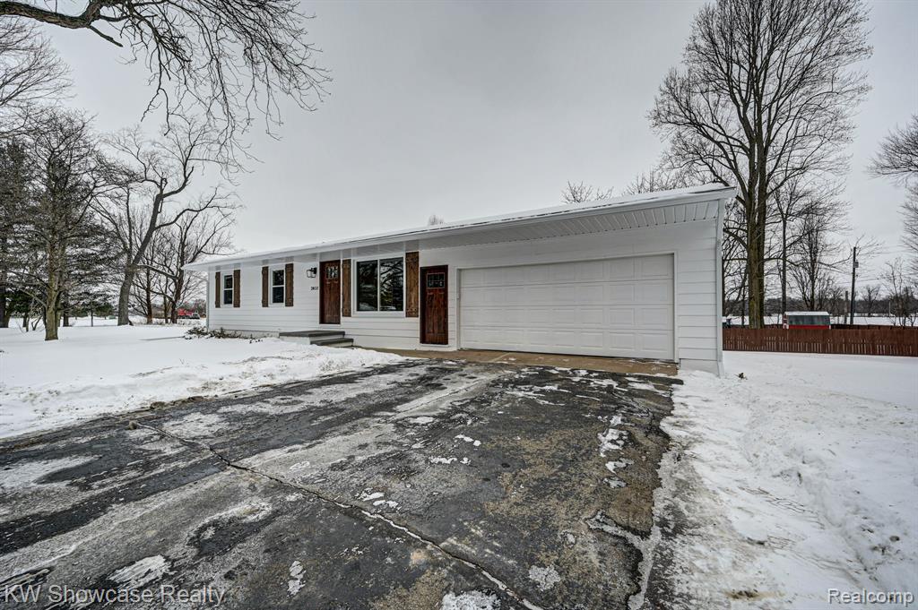 2832 GRAMER Road, Webberville, MI 48892 — Photo 2