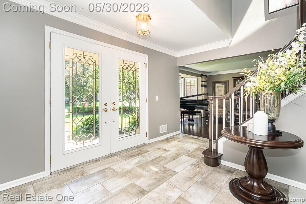 44105 Dunham Court, Clinton Twp, MI 48038 — Photo 3