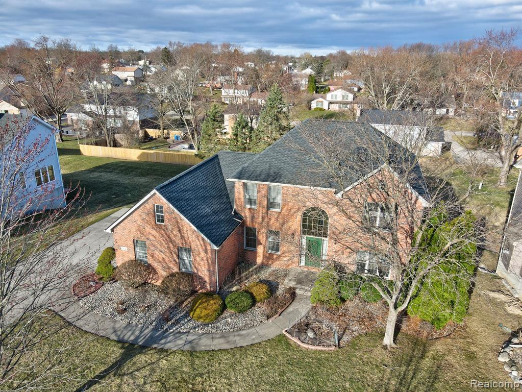 564 CHASSEUR Drive, Grand Blanc, MI 48439 — Photo 6