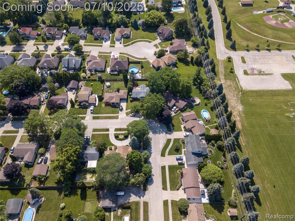 39957 Rita Drive, Clinton Twp, MI 48038 — Photo 32