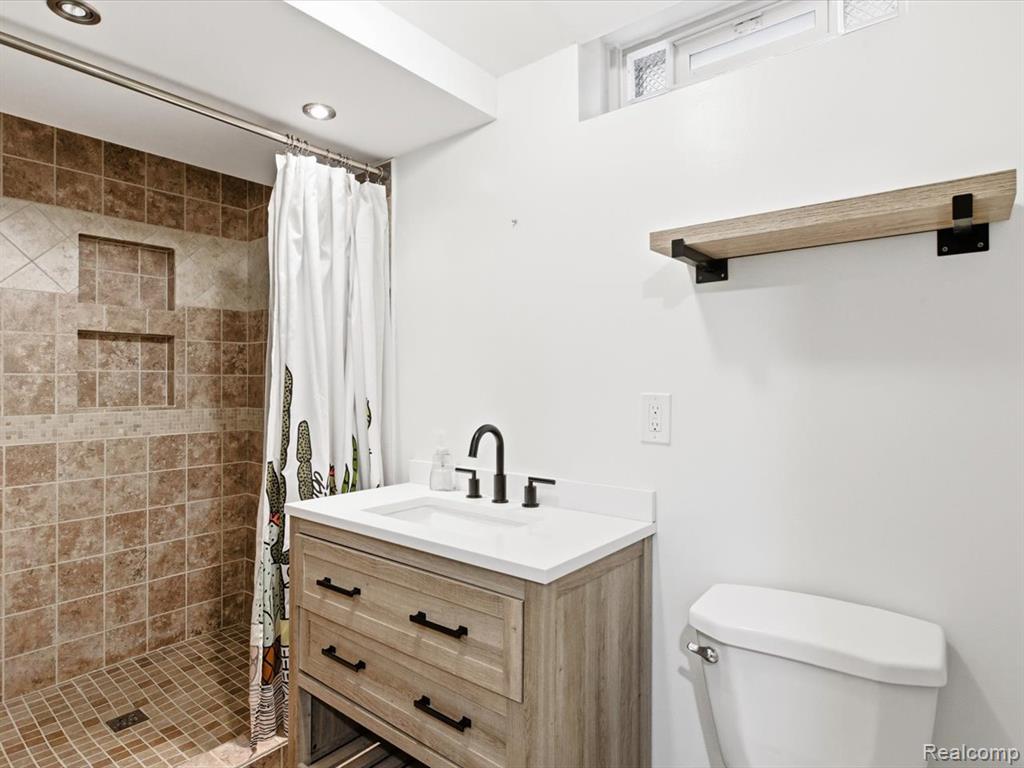 3188 Fanone Drive, Port Huron, MI 48060 — Photo 37