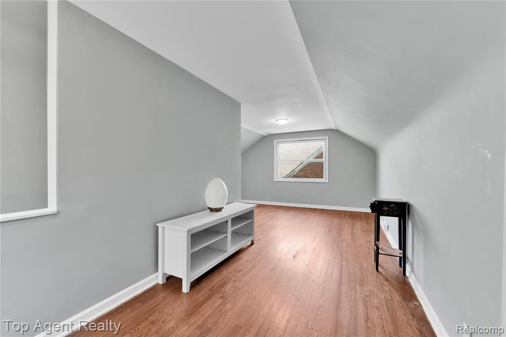 9917 Rutland Street, Detroit, MI 48227 — Photo 17