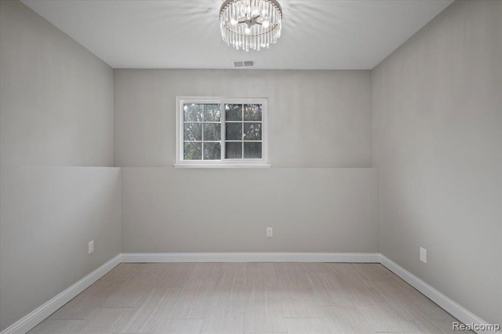 4525 CLINTONVILLE Road, Clarkston, MI — Photo 47