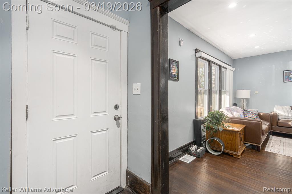 1536 Hazelwood Street, Detroit, MI 48206 — Photo 9