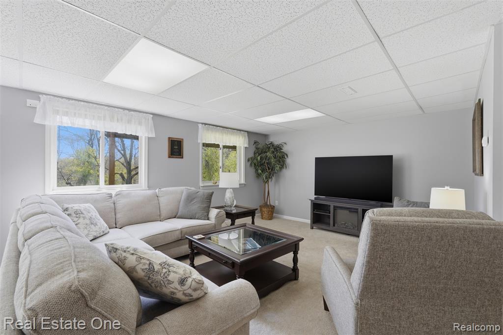 6514 Mountview Court, Brighton, MI 48116 — Photo 27