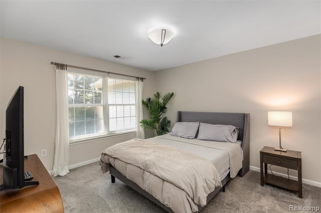 47879 Cardiff Avenue, Canton, MI 48188 — Photo 19
