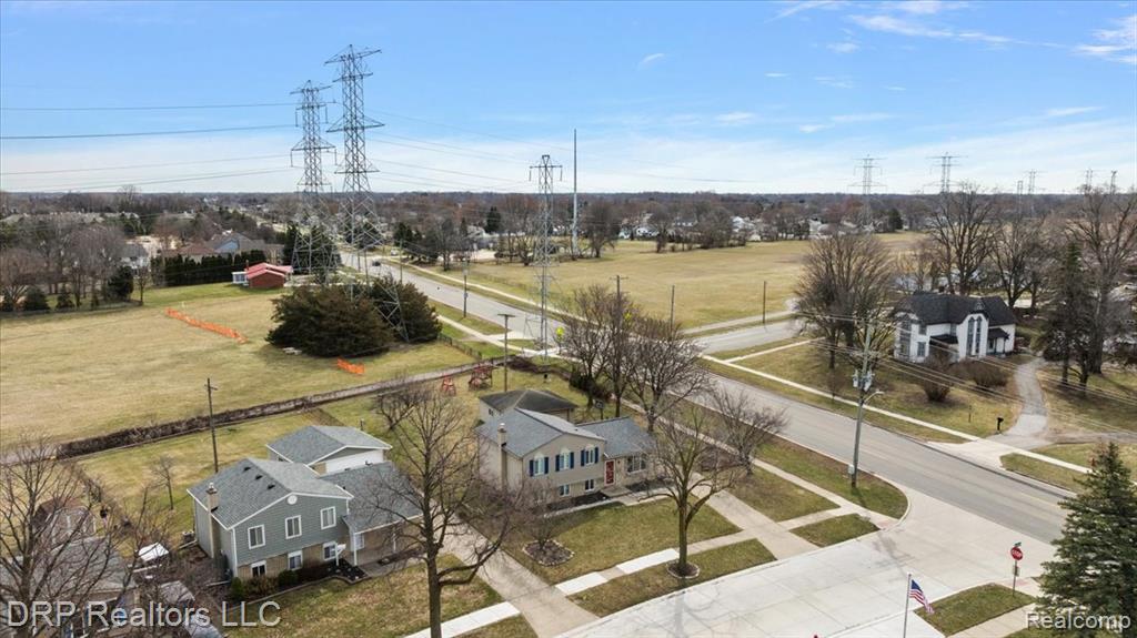 44012 Carrnation Drive, Sterling Heights, MI 48313 — Photo 37