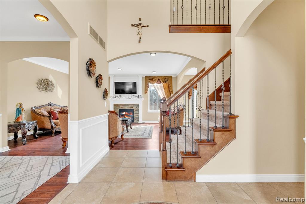 4122 Hawks Nest Road, Utica, MI 48317 — Photo 14