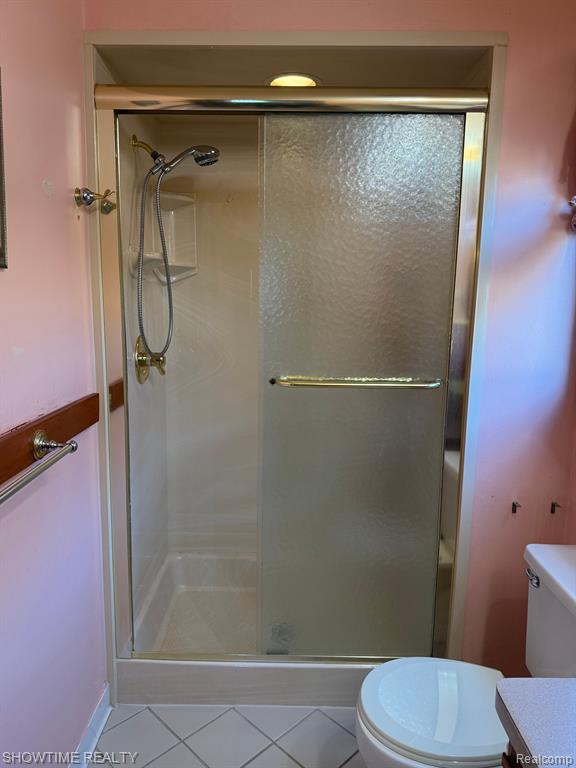 40537 DENBIGH Drive, Sterling Heights, MI 48310 — Photo 18
