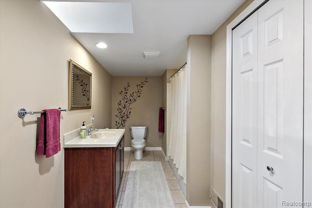 40211 BEXLEY Way, Northville, MI 48168 — Photo 87