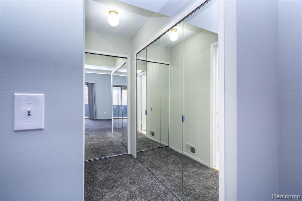 5866 VASSAR, West Bloomfield, MI — Photo 24
