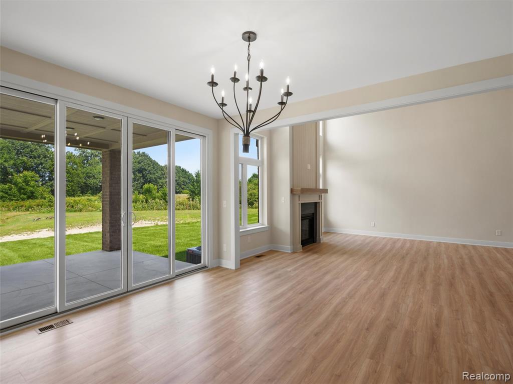 45070 TWIN RIVER Drive, Macomb, MI 48044 — Photo 17