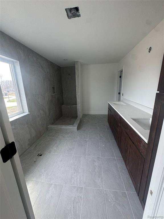 24314 Sawgrass Drive, Macomb, MI 48042 — Photo 16