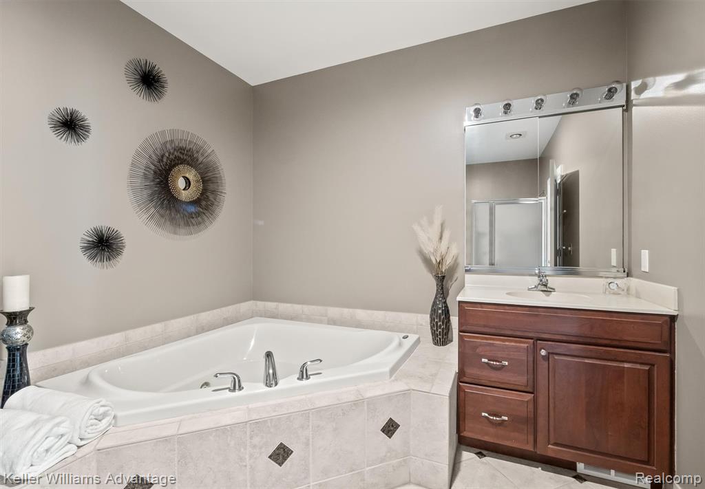 44604 Broadmoor Circle N, Northville, MI 48168 — Photo 16