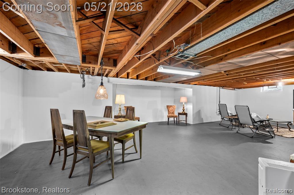 18474 Beverly Road, Beverly Hills, MI 48025 — Photo 20