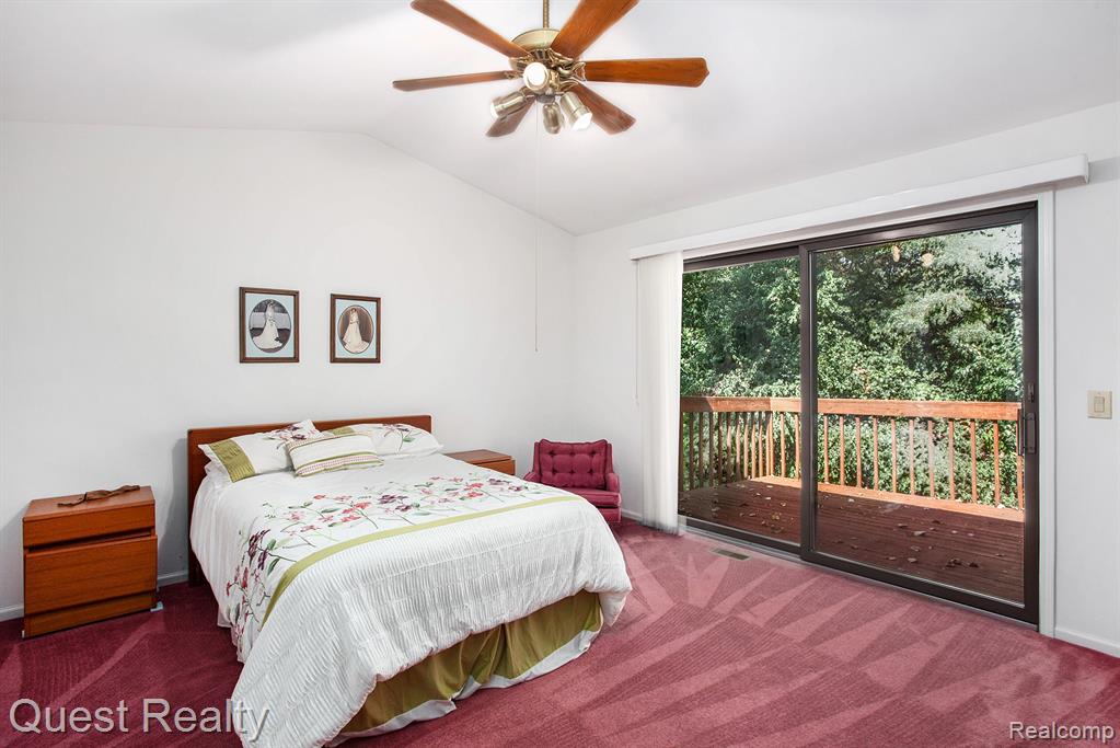 5780 Point Of The Woods Drive, West Bloomfield, MI 48324 — Photo 13