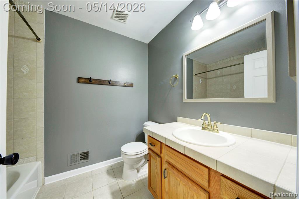 43715 Simsbury Street, Canton, MI 48187 — Photo 31
