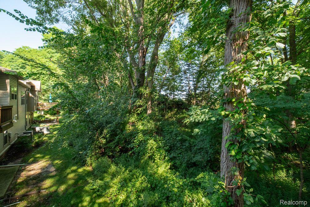 9546 KINGSWAY Circle, Clarkston, MI 48348 — Photo 52