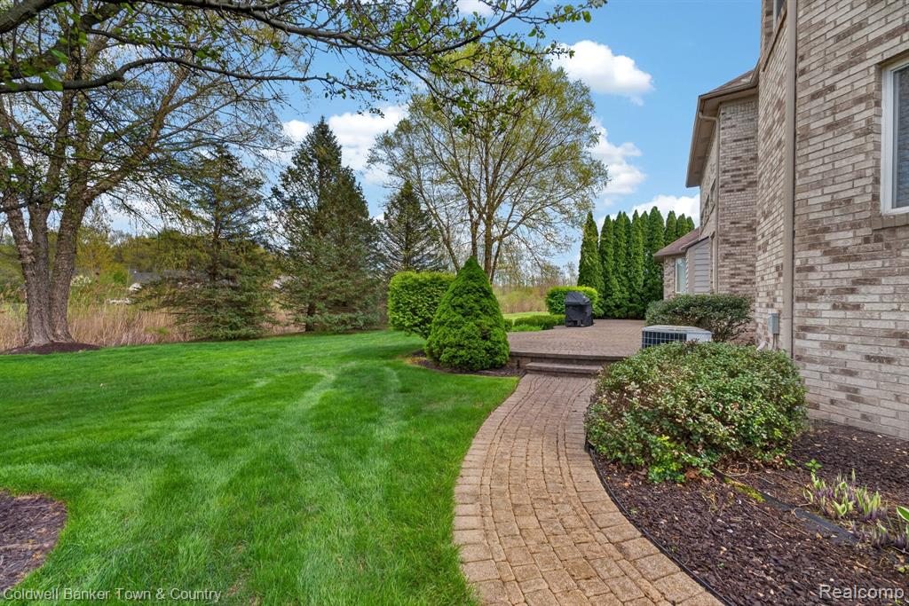 26974 Debiasi Drive, Romulus, MI 48174 — Photo 39