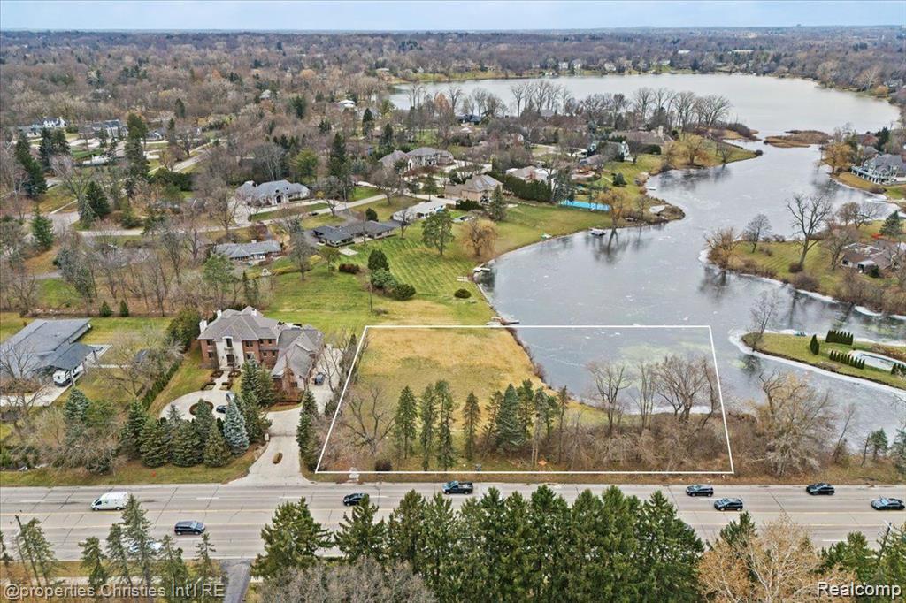 4456 W Maple Road, Bloomfield Hills, MI 48301 — Photo 12