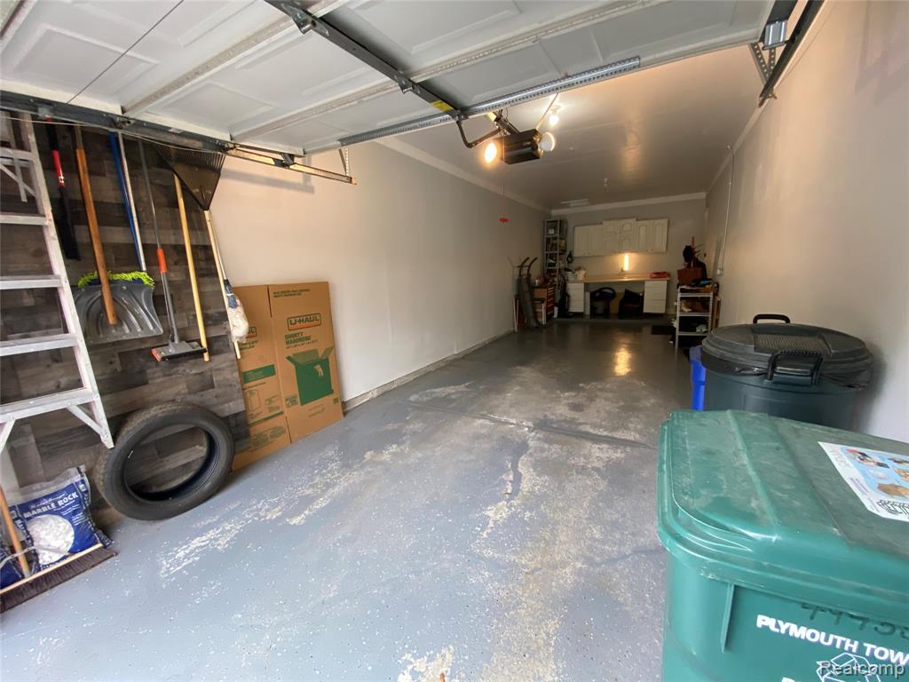 49435 Plymouth Way, Plymouth, MI 48170 — Photo 22
