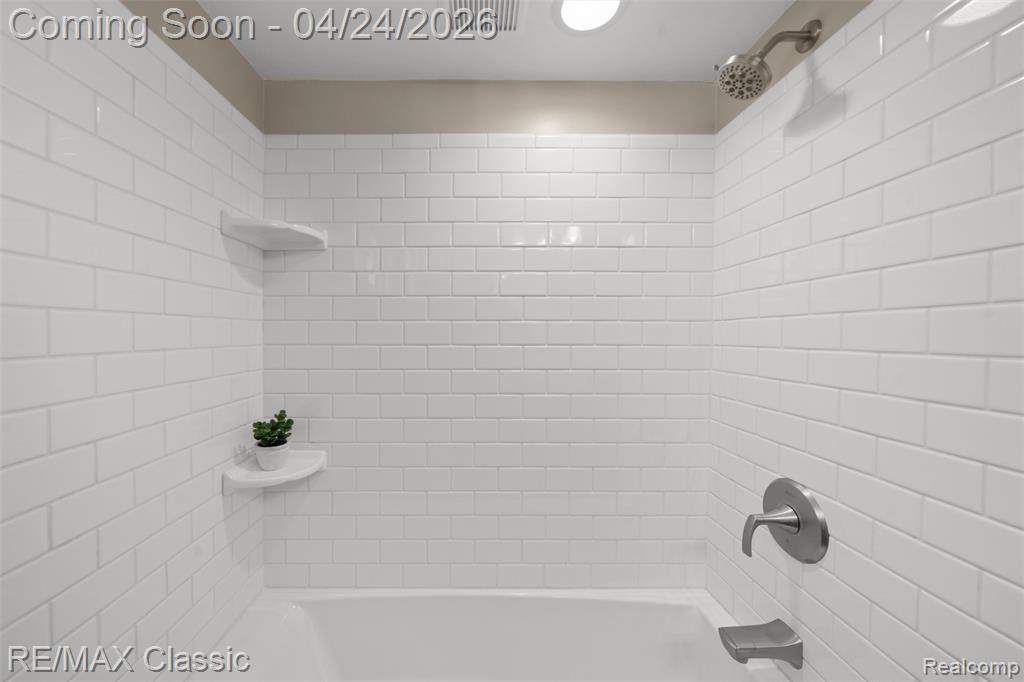 6647 Arcola Street, Garden City, MI — Photo 27