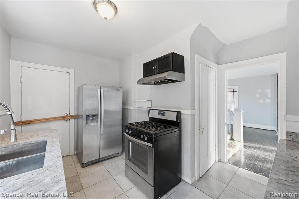 2064 Glynn Court, Detroit, MI 48206 — Photo 13