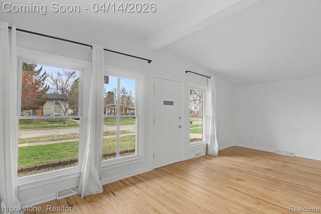 29242 Shirley Avenue, Madison Heights, MI 48071 — Photo 12