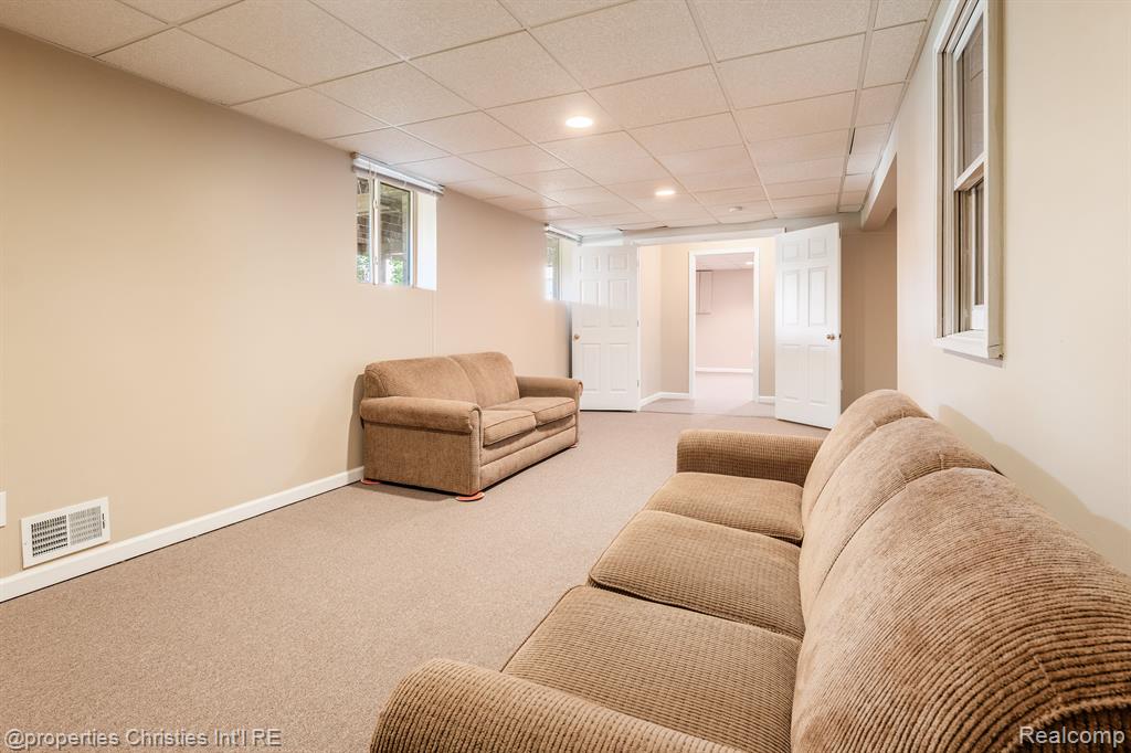 42833 HUNT CLUB Boulevard, Sterling Heights, MI 48314 — Photo 58