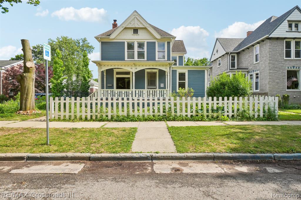 211 Woodward Street, Ypsilanti, MI 48197 — Photo 2