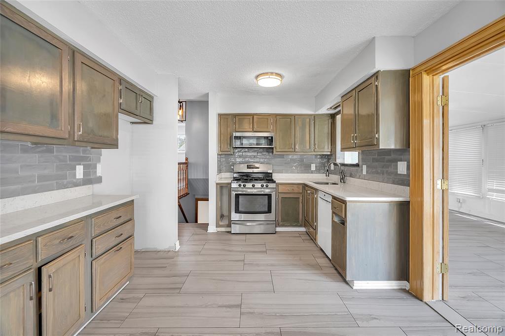 4517 Culver Street, Dearborn Heights, MI 48125 — Photo 13