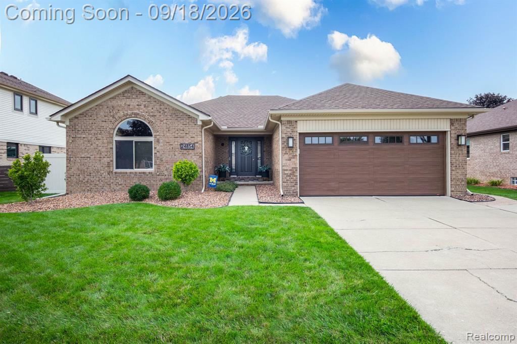 24854 Curtis Drive, Flat Rock, MI 48134