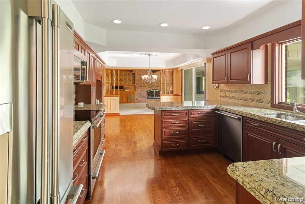 5505 Dolphin Street, East China, MI — Photo 8