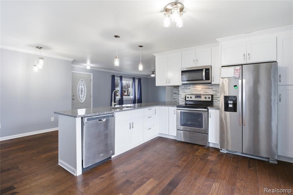 9191 Redbud Avenue, Plymouth, MI 48170 — Photo 14